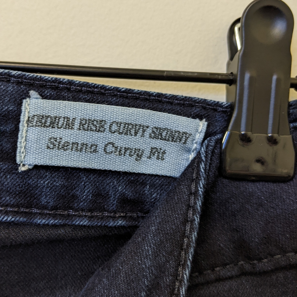 Guess Women's Navy Skinny Jeans - Picture 4 of 5